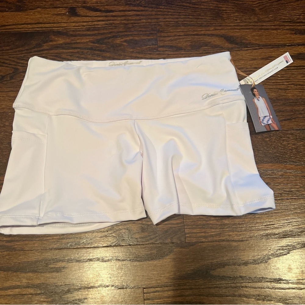 NEW Denise Cronwall Medium Shorts Tennis